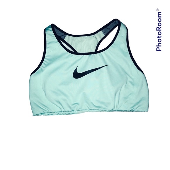 Sold as a lot for 100$ firm all listed is included Nike size small and medium - Picture 7 of 11